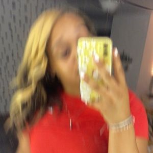 Meet your Posher, Paris